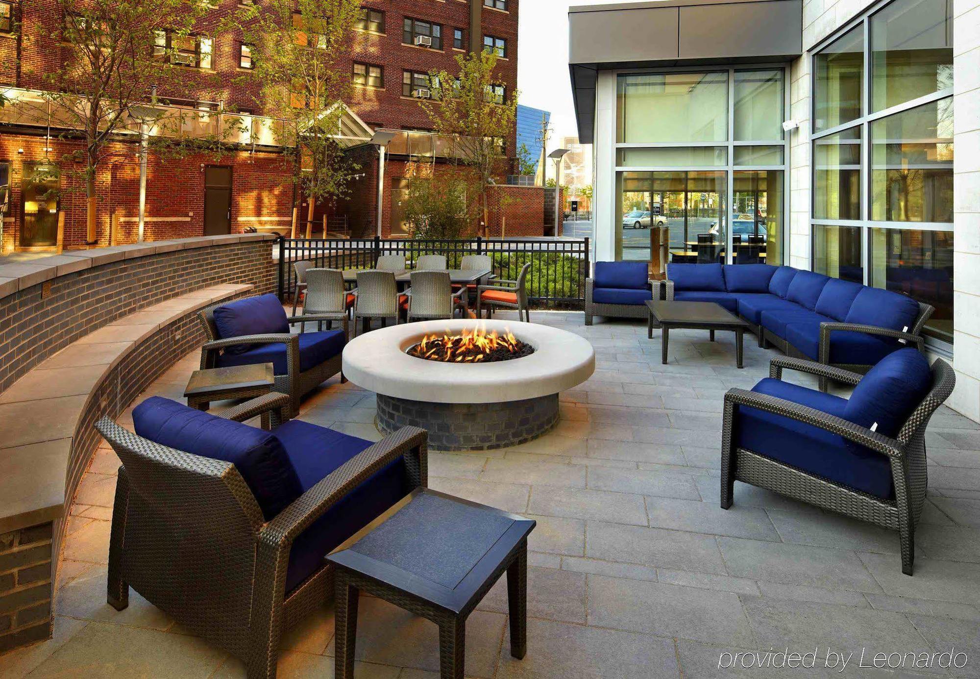 Courtyard Cleveland University Circle Exterior foto
